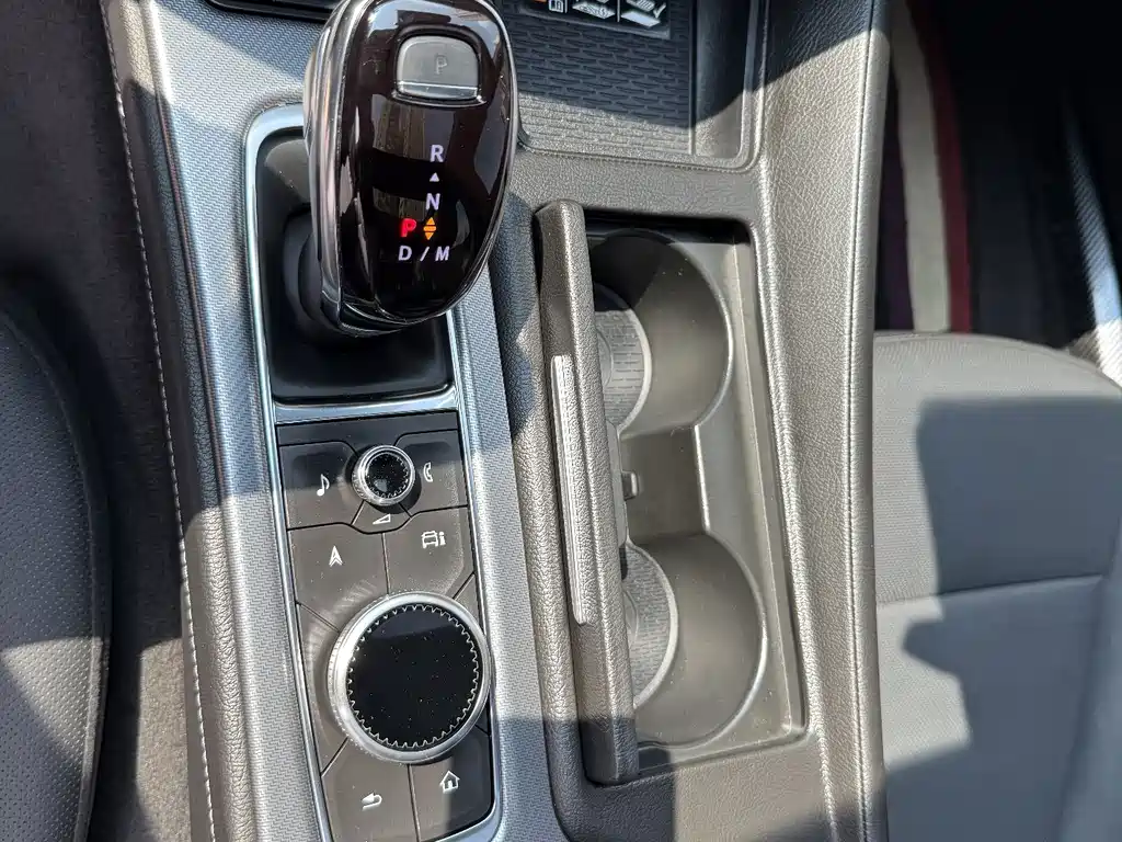 Cadillac CT5 — миниатюра 18