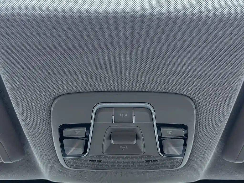 Geely Vision X6 — миниатюра 17