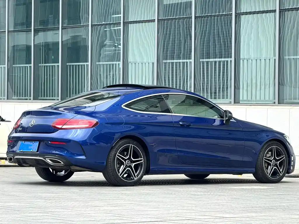 Mercedes-Benz C-Class (Import) — миниатюра 3