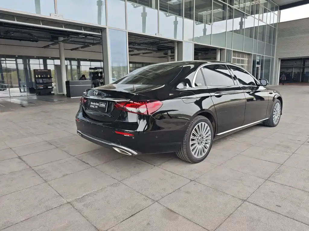 Mercedes-Benz E-Class E 2022 E 300 L Fashion