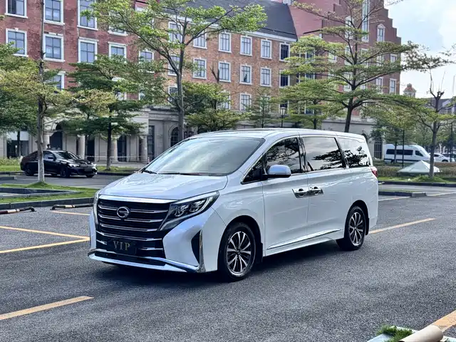 GAC Trumpchi M8