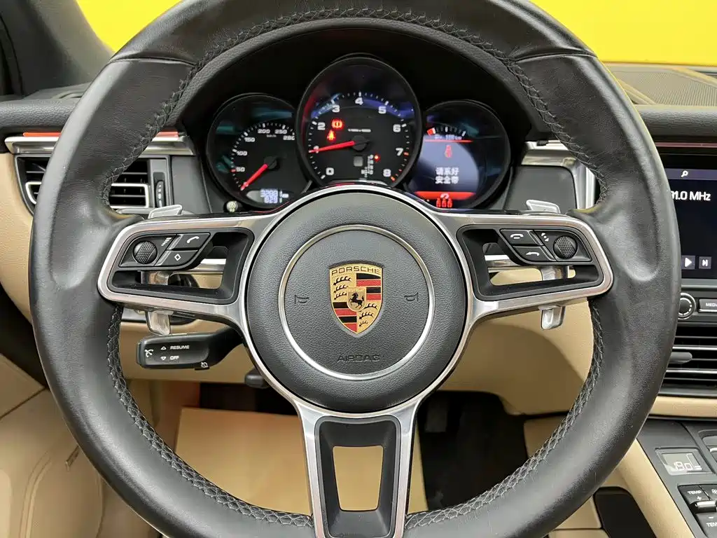 Porsche Macan — миниатюра 25