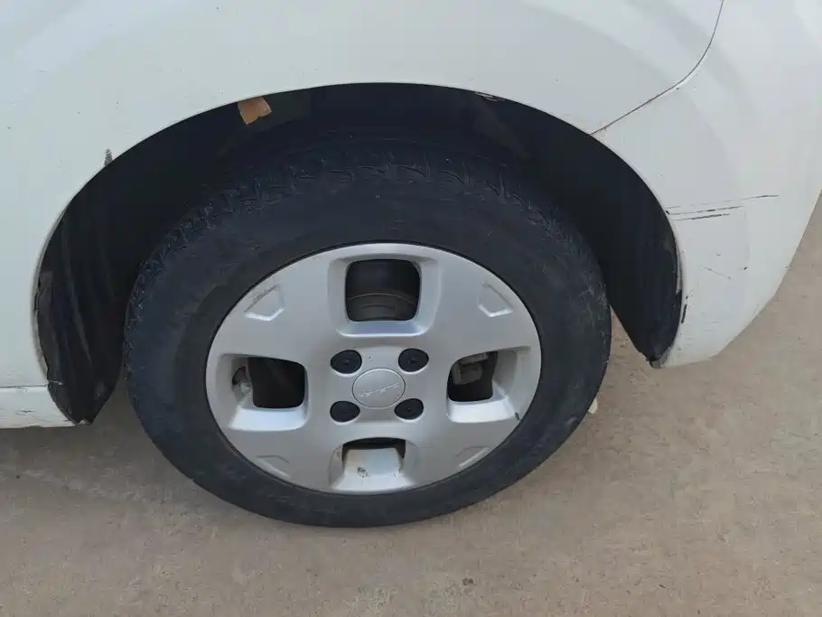 Roewe Clever — миниатюра 6