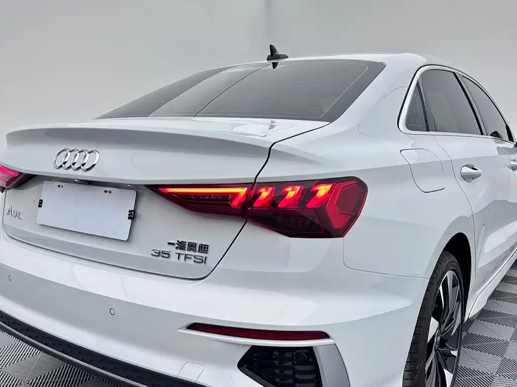 Audi A3 — миниатюра 9