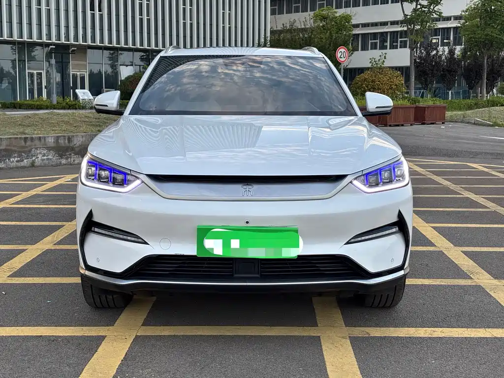 BYD PLUS New Energy — миниатюра 2