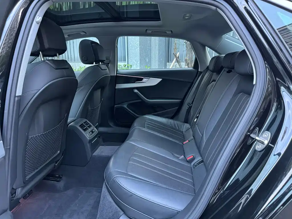 Audi A4L — миниатюра 8