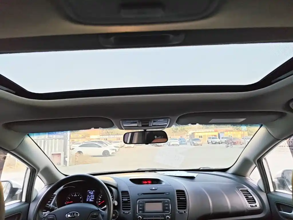 Kia K3 — миниатюра 18