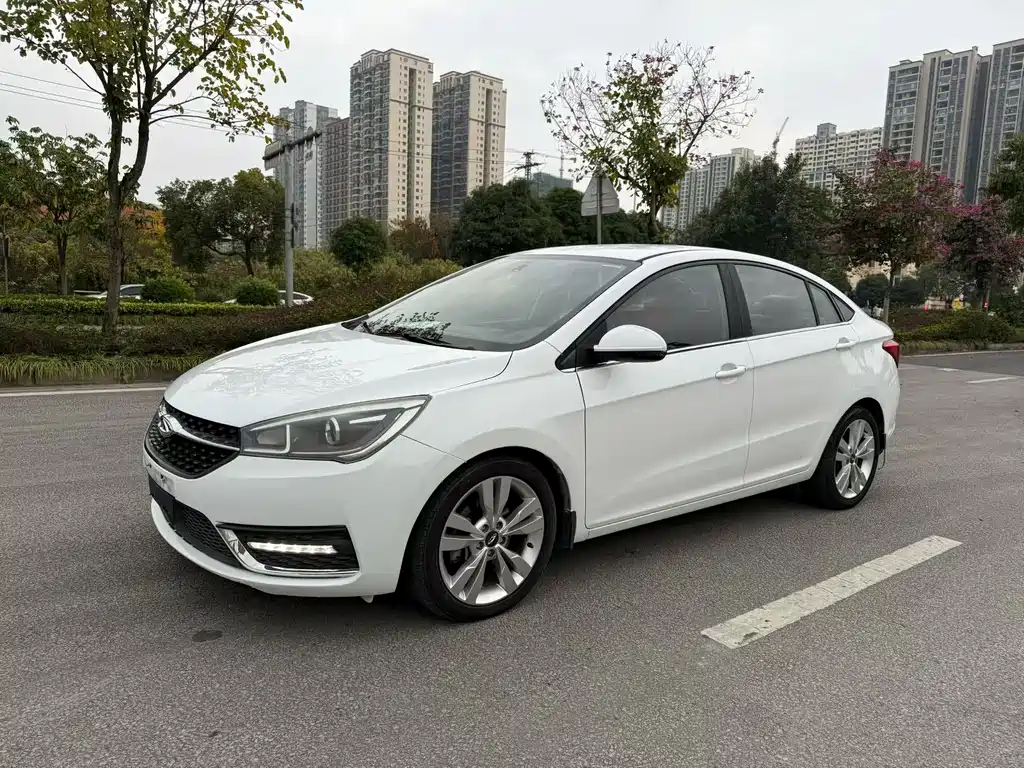 CHERY ARRIZO 5