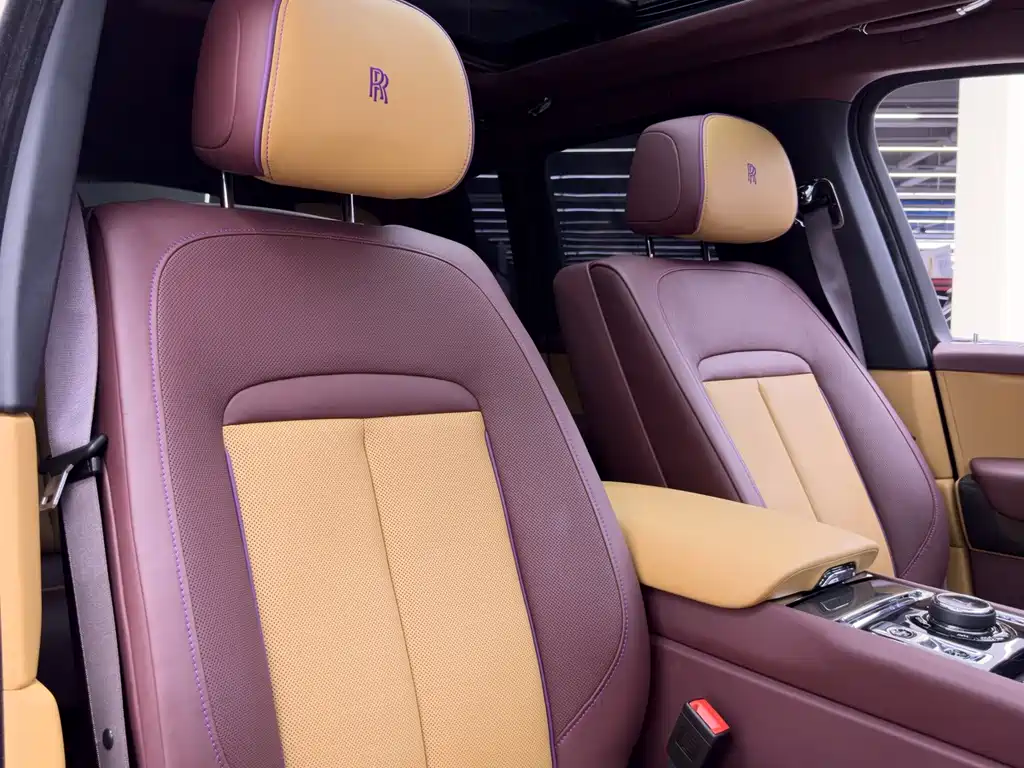 Rolls-Royce Cullinan — миниатюра 15