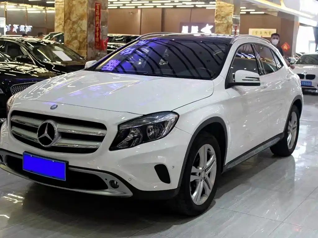 Купить Mercedes-Benz GLA