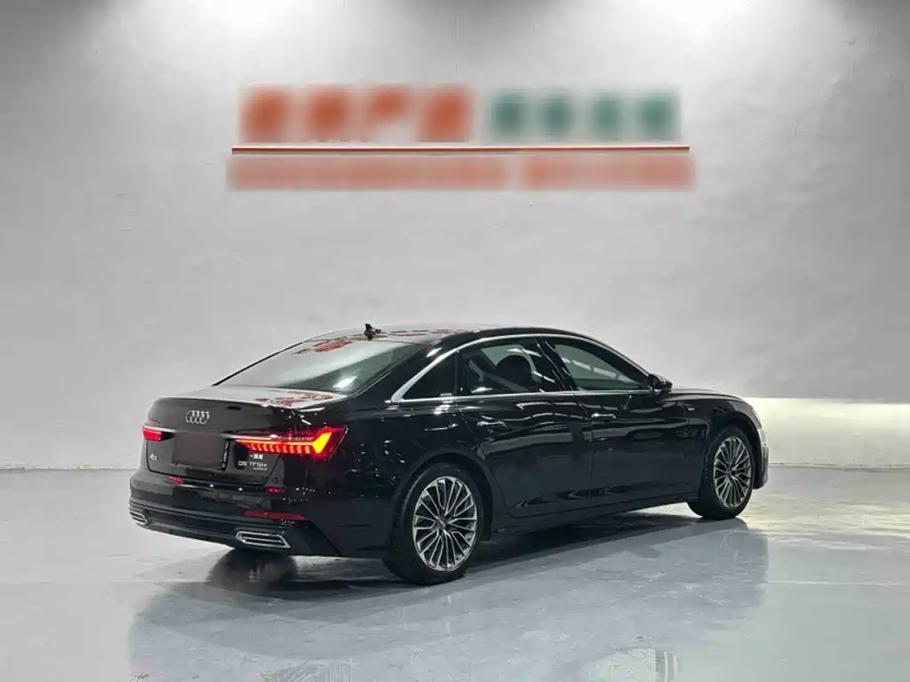 Audi A6L New Energy — миниатюра 7