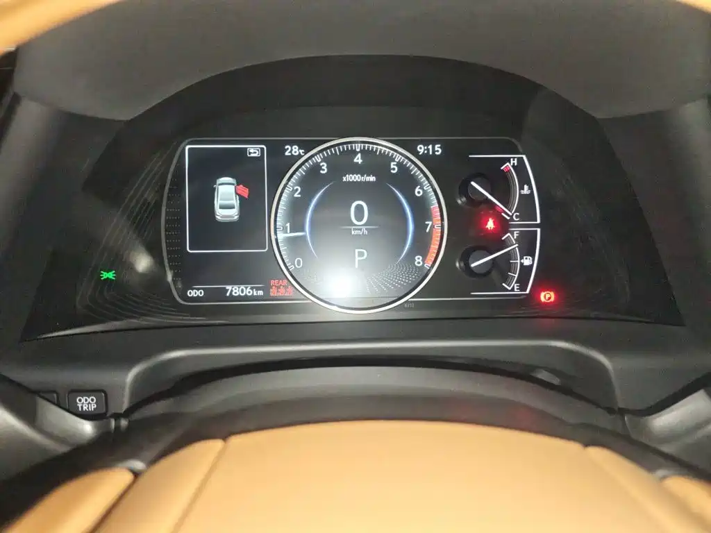 Lexus ES — миниатюра 12