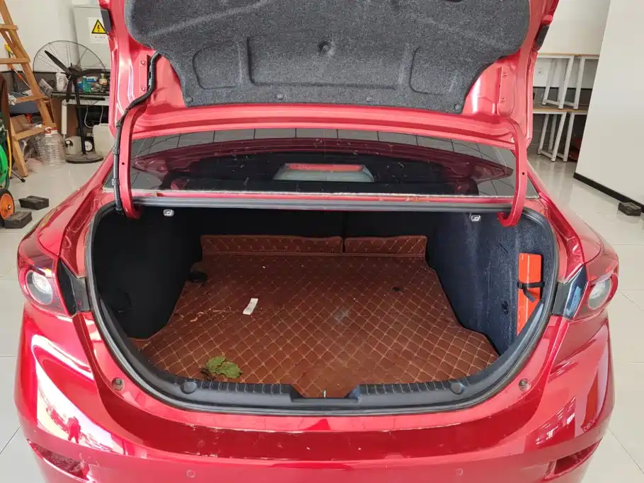 Mazda 3 Axela — миниатюра 4
