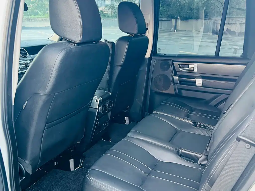 Land Rover Discovery — миниатюра 5