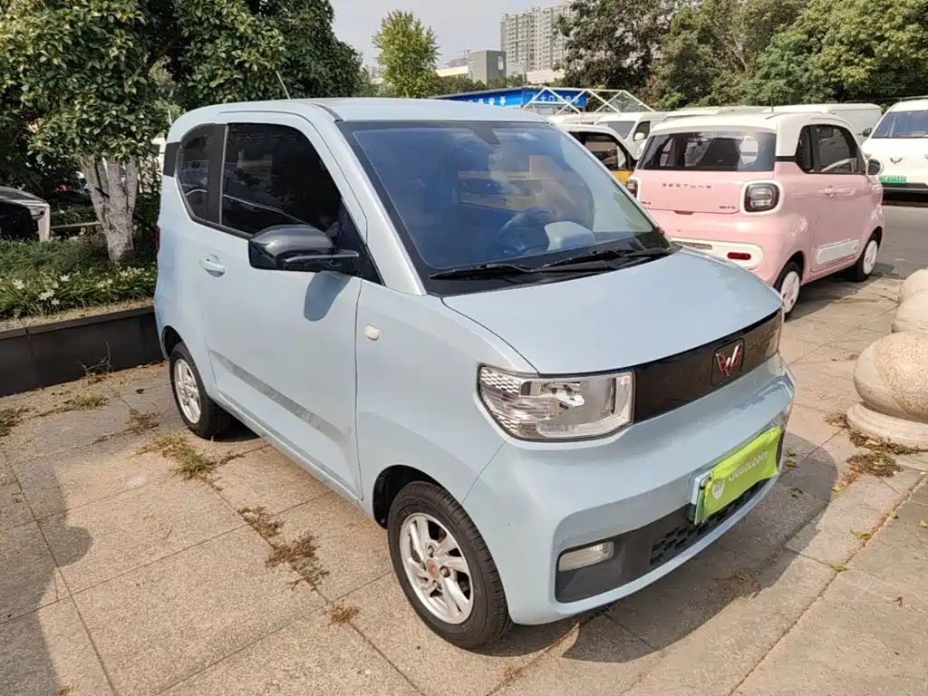 Wuling MINIEV — миниатюра 4