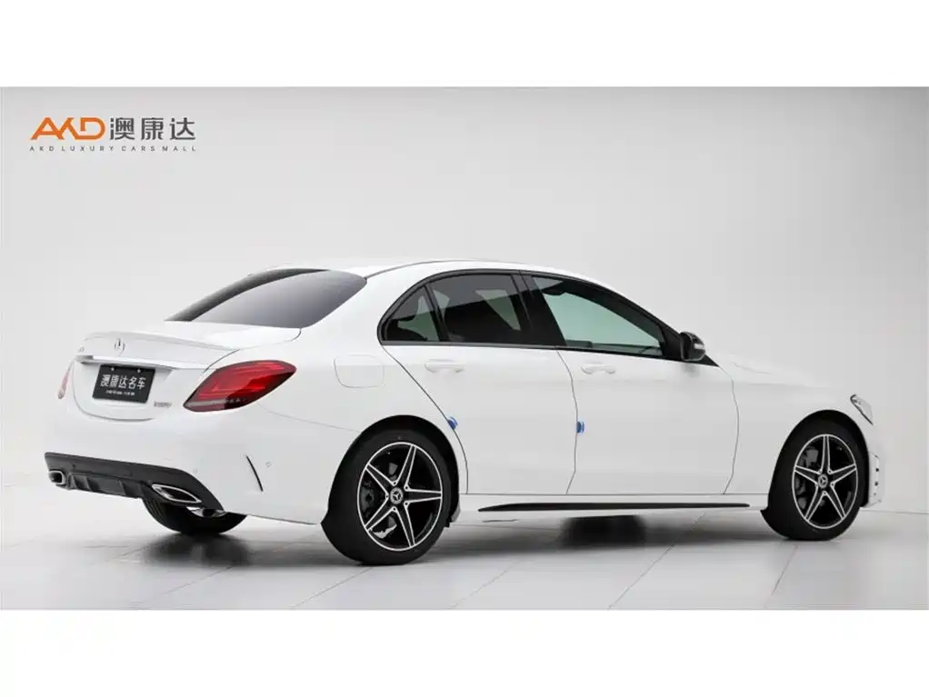 Mercedes-Benz C-Class — миниатюра 3