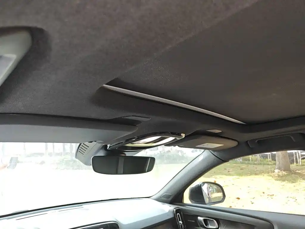 Volvo XC40 NEV — миниатюра 19