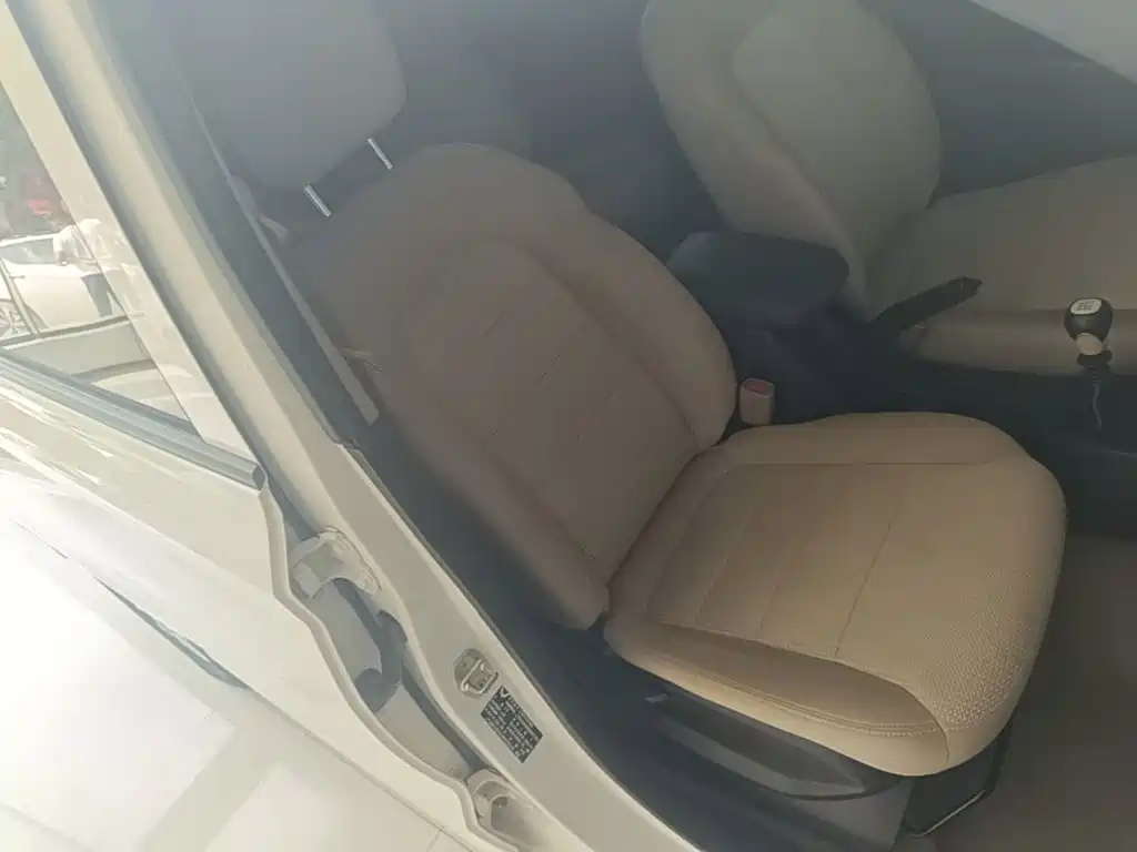 Wuling Hongguang — миниатюра 25