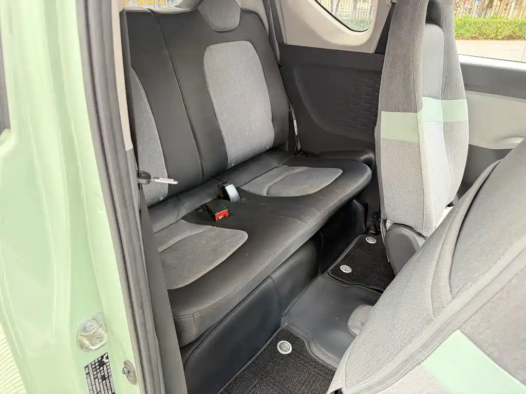 Wuling MINIEV — миниатюра 11