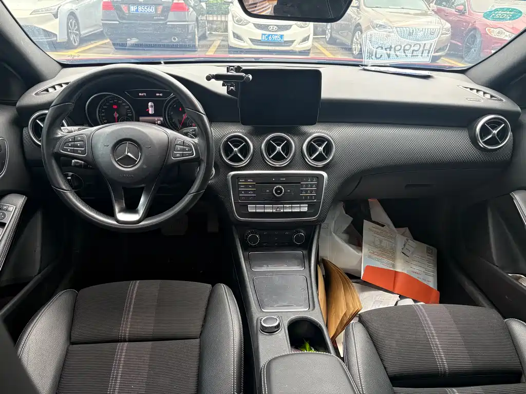 Mercedes-Benz A-Class A 2016 A 200 Fashion