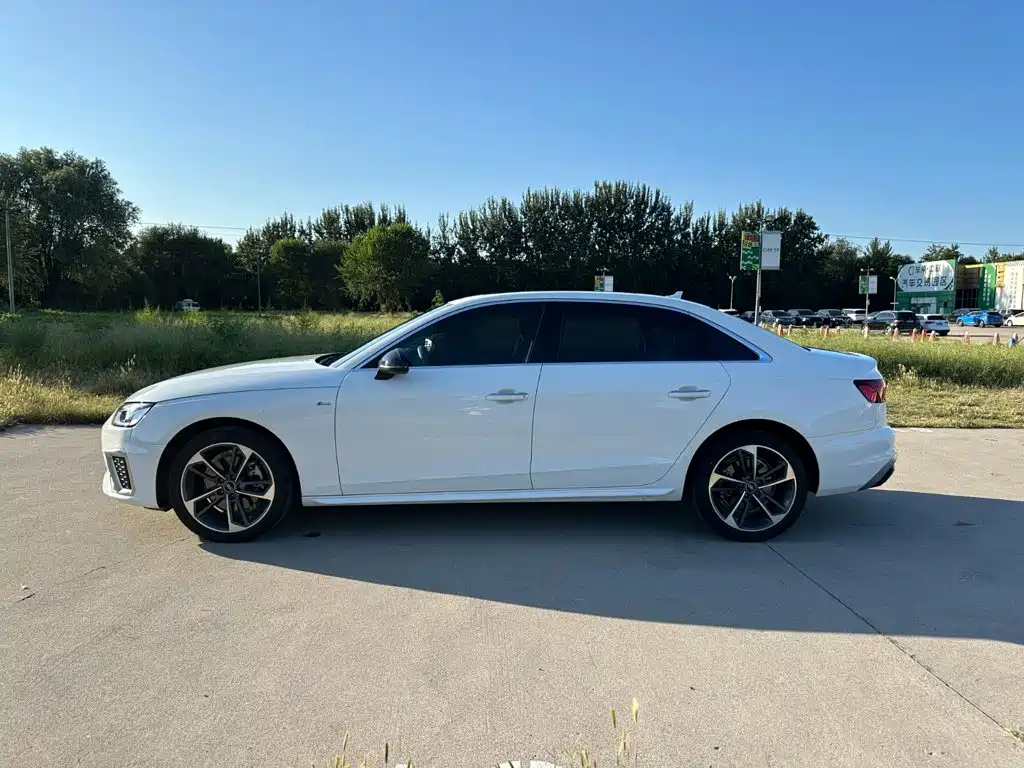 Audi A4L — миниатюра 7