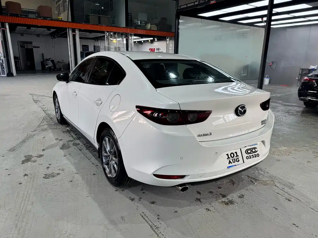 MAZDA 3 ANGKESAILA