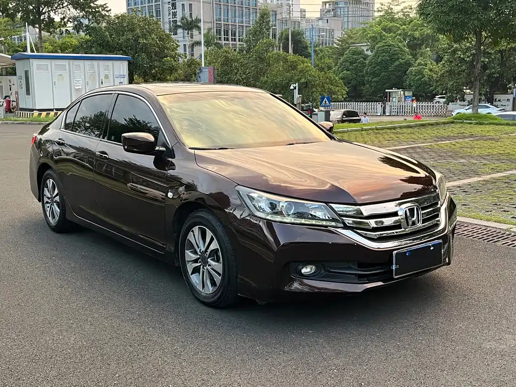 Honda Accord 2014 2.0L EX Luxury