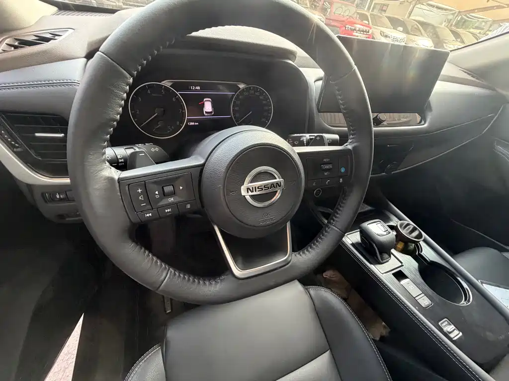 Nissan X-Trail — миниатюра 7