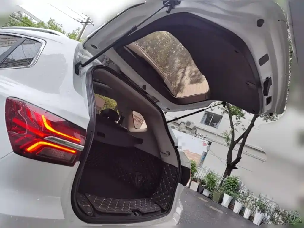 Roewe RX5 — миниатюра 24