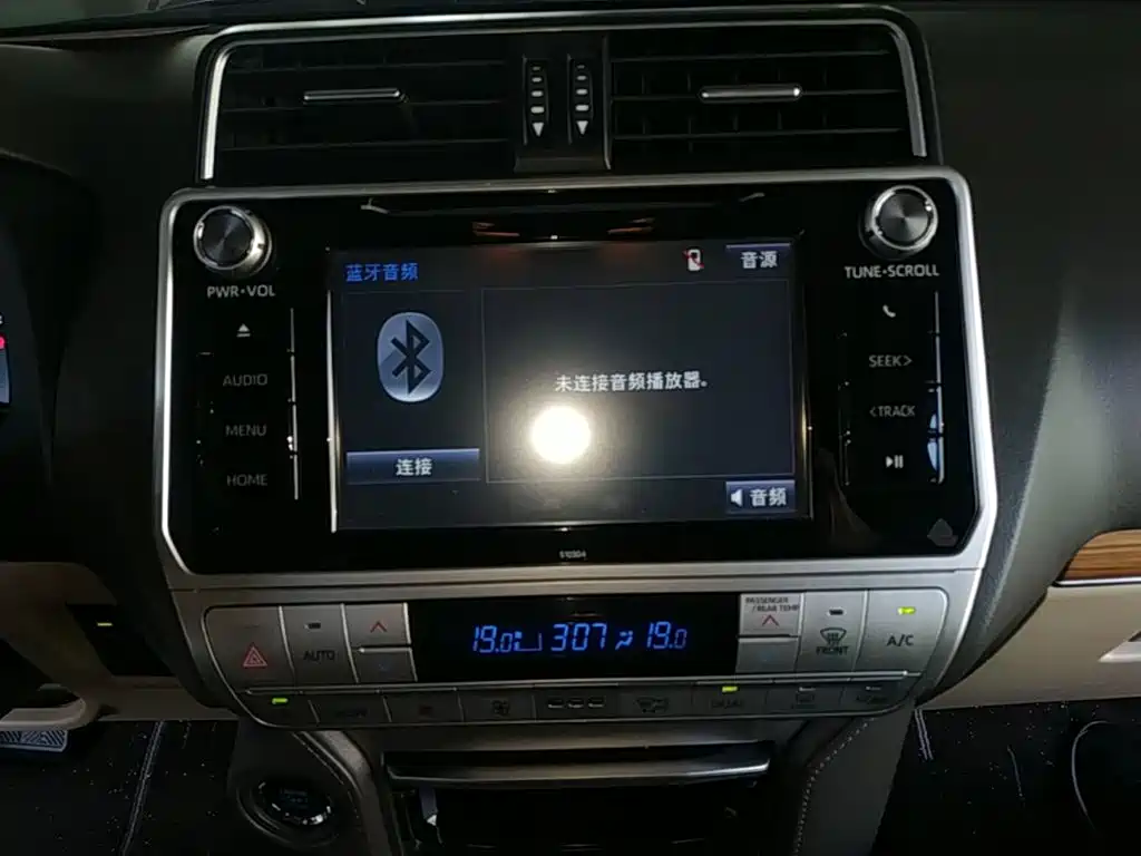 Toyota Prado — миниатюра 13