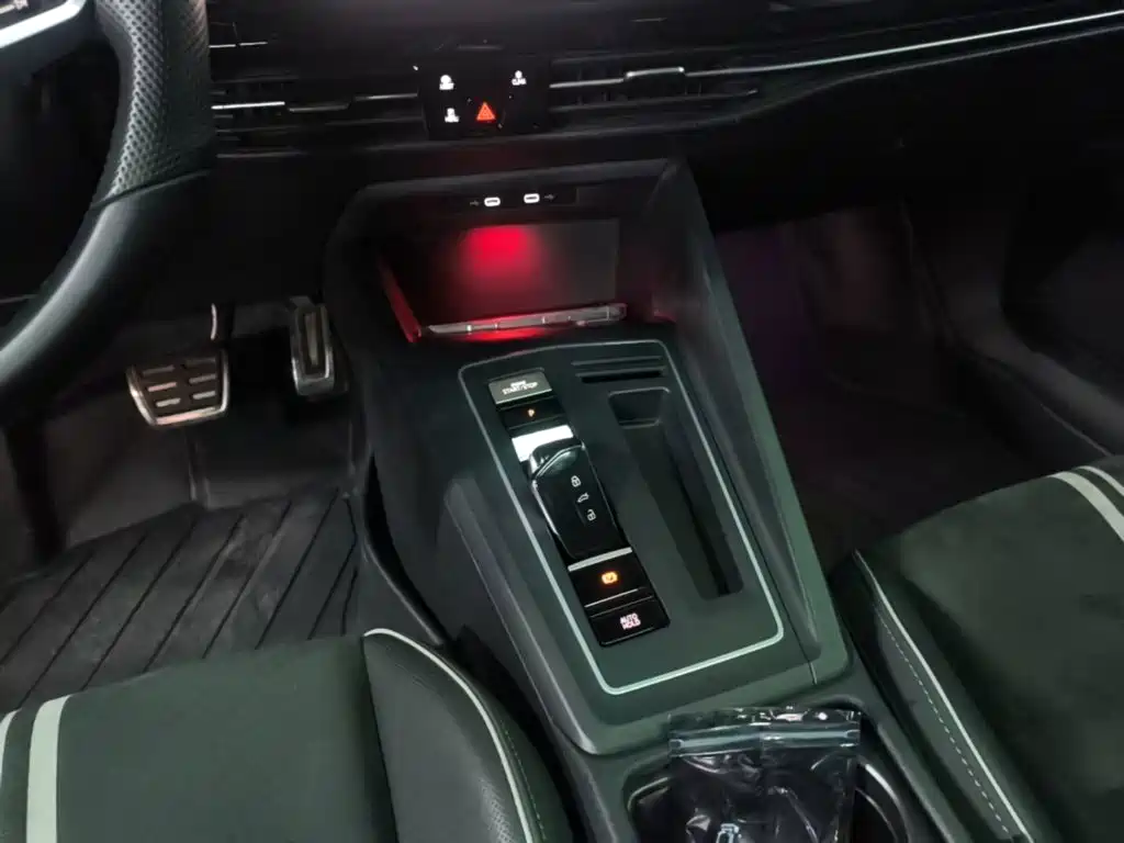 Volkswagen Golf — миниатюра 14