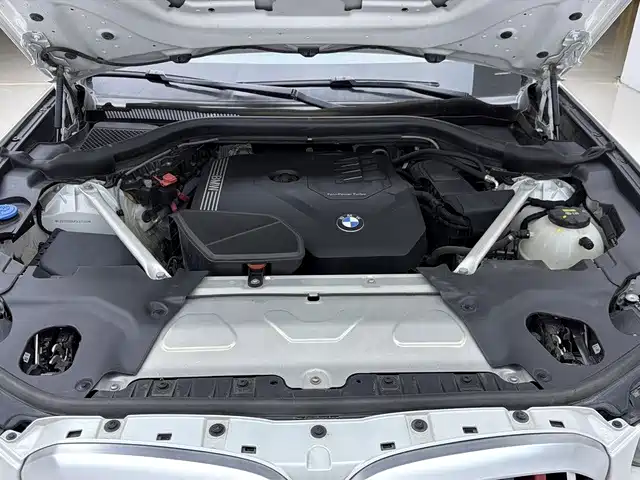 BMW X3 — миниатюра 10