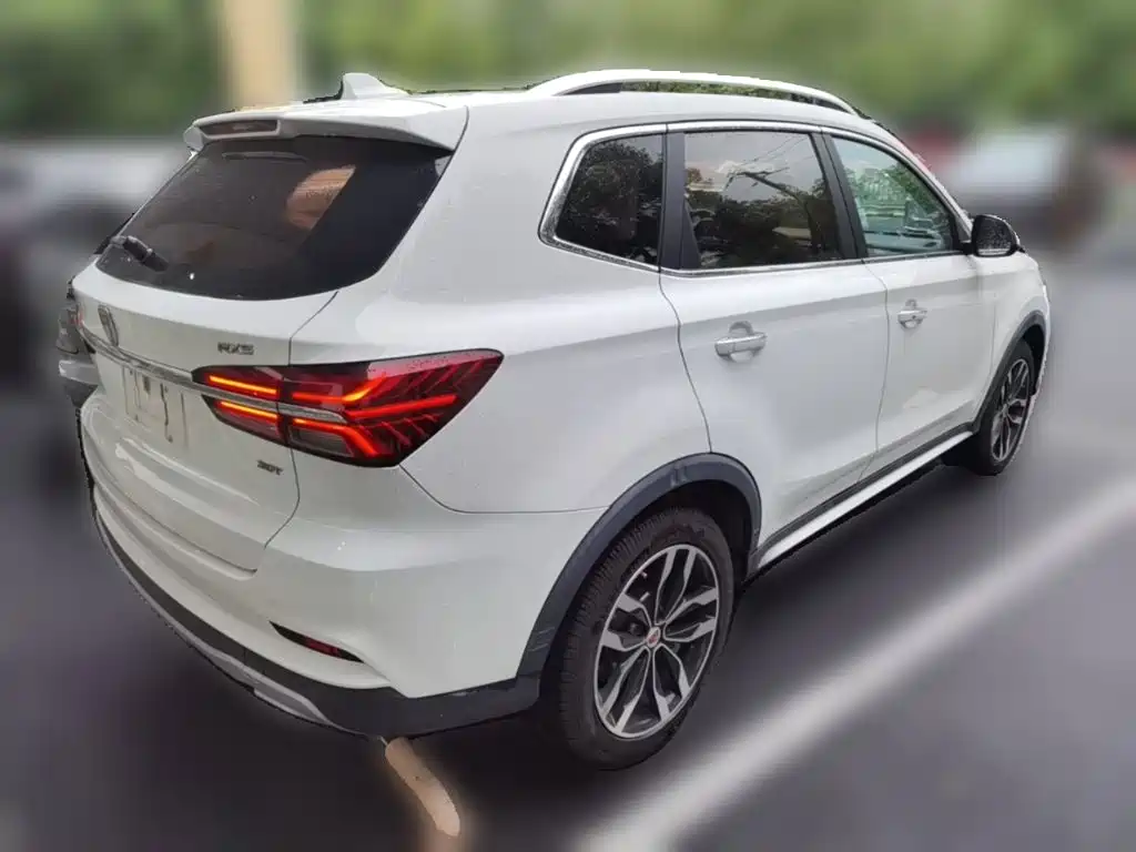 Roewe RX5 — миниатюра 10