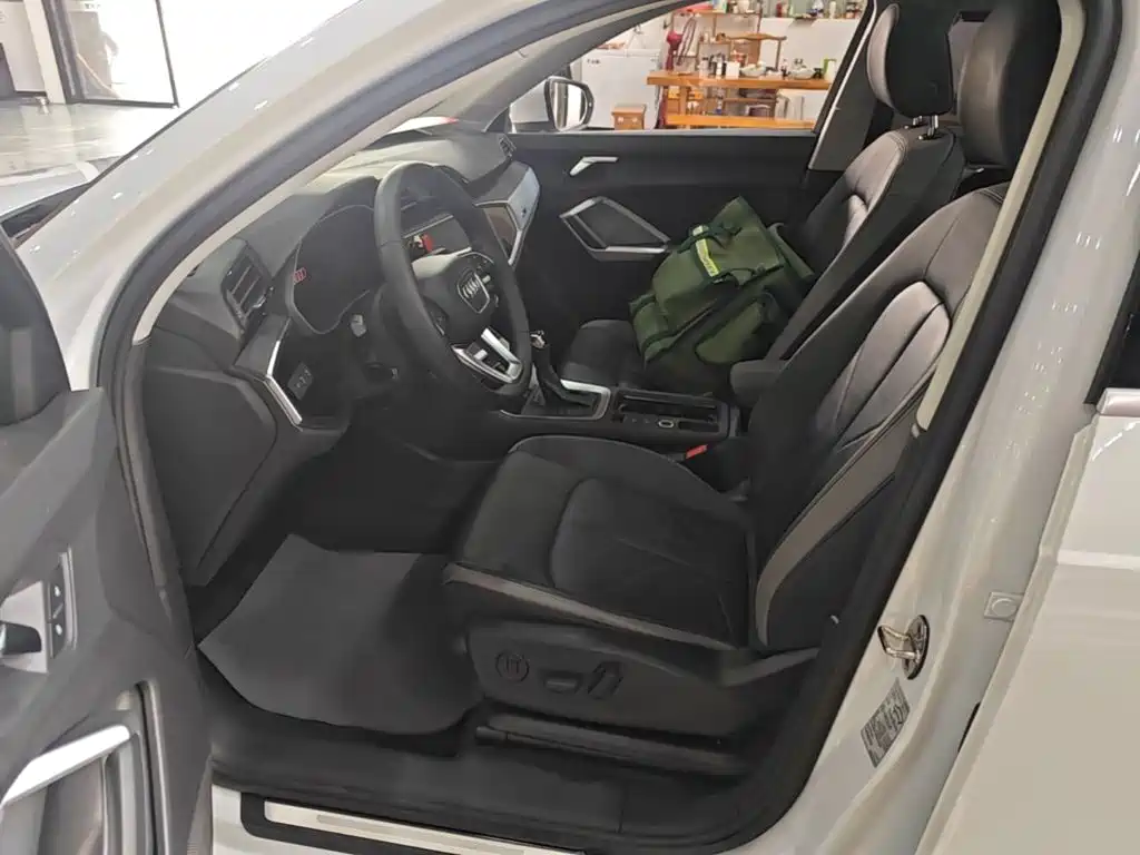 Audi Q3 — миниатюра 15