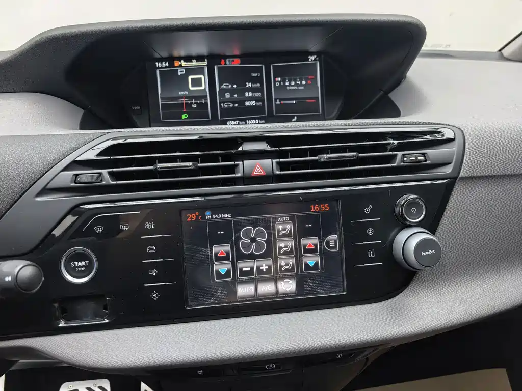 Citroen C4 Picasso — миниатюра 9