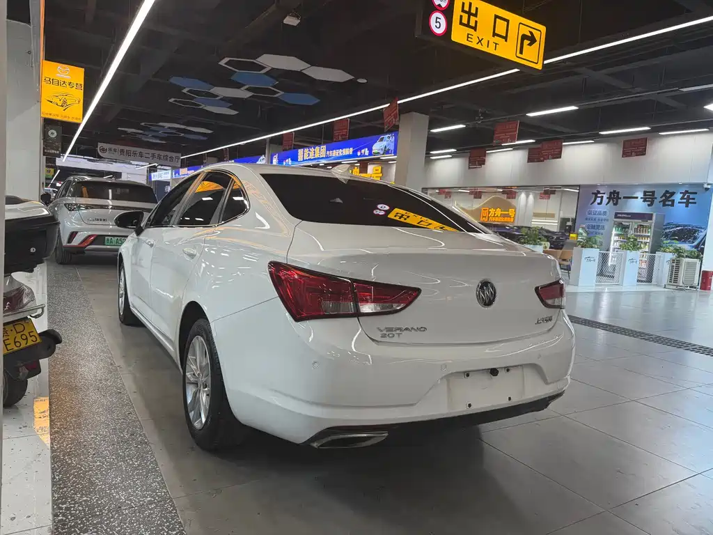 Buick Verano — миниатюра 7