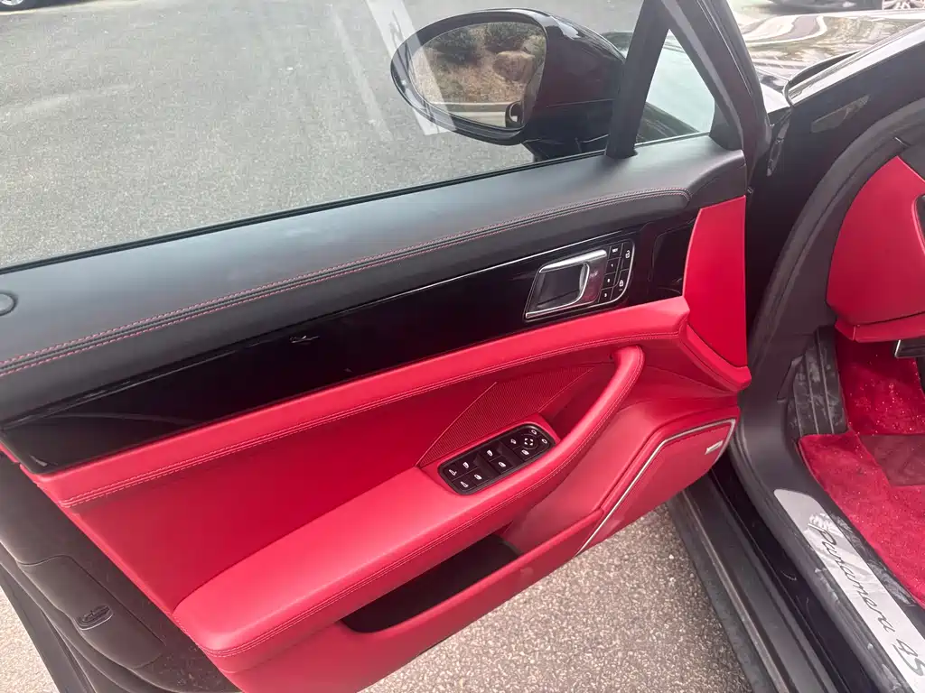 Porsche Panamera — миниатюра 5