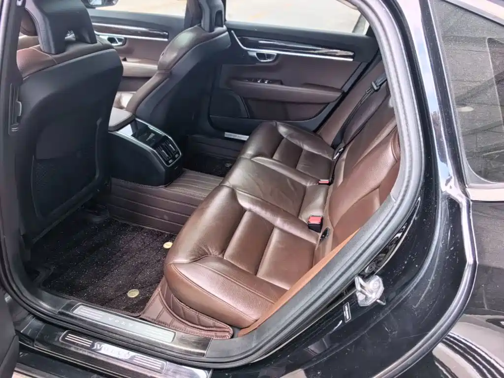 Volvo S90 — миниатюра 17