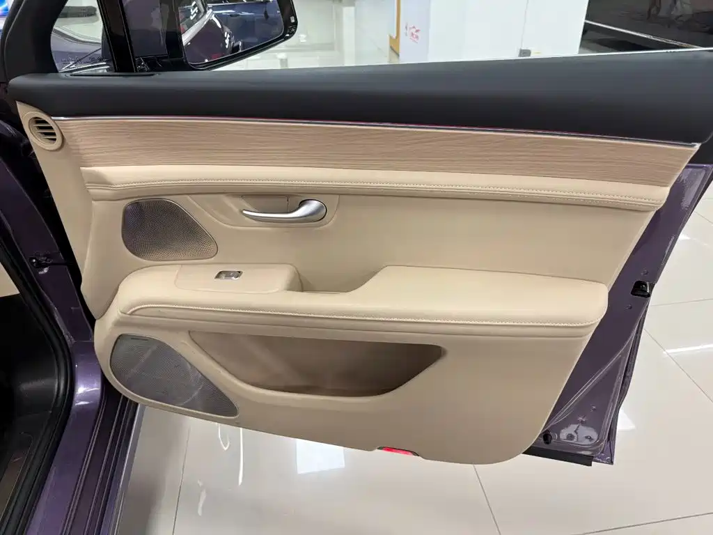 AITO AITO M5 — миниатюра 13