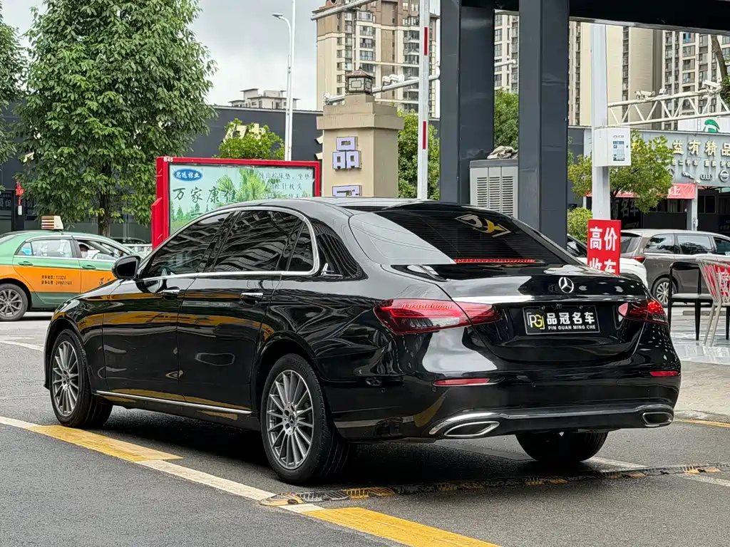Mercedes-Benz E-Class E 2022 E 260 L