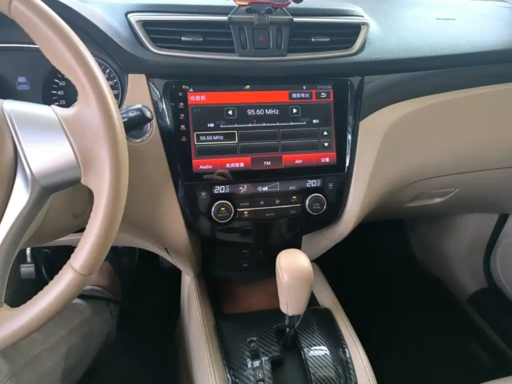 Nissan X-Trail — миниатюра 13
