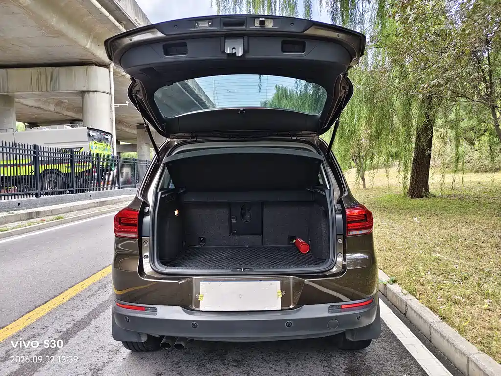 Volkswagen Tiguan — миниатюра 14