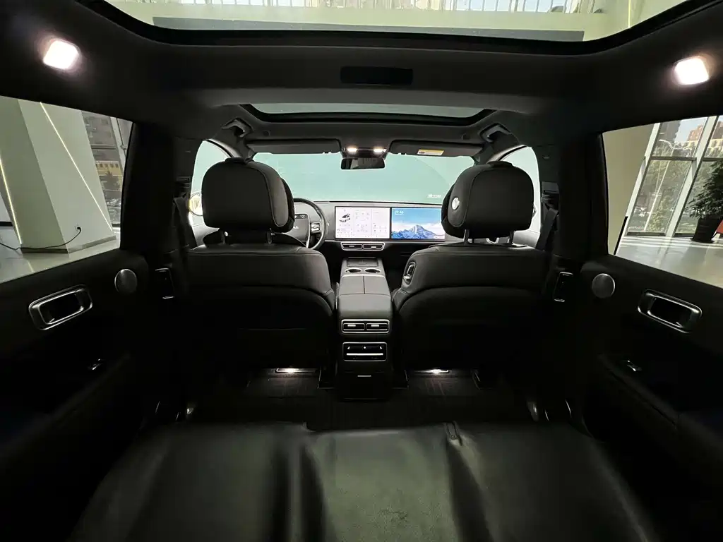 Li Auto Li L8 — миниатюра 8