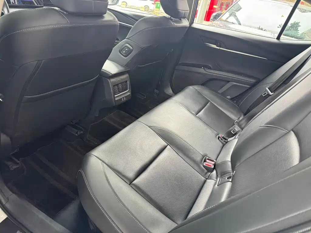 Toyota Camry 2024 2.0HGVP Luxury