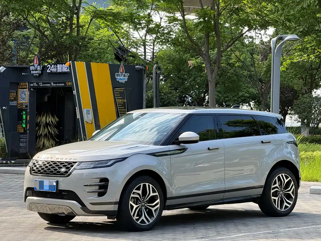 Land Rover Evoque 2024