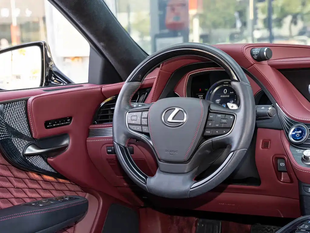 Lexus LS — миниатюра 14