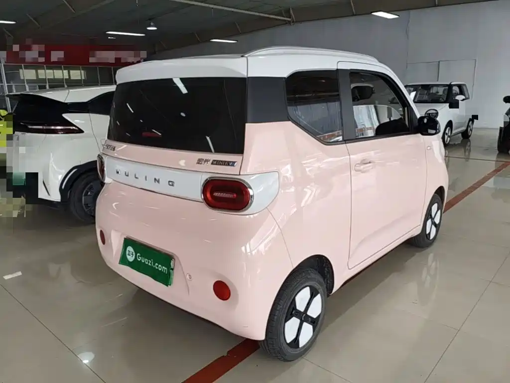 Wuling MINIEV — миниатюра 7