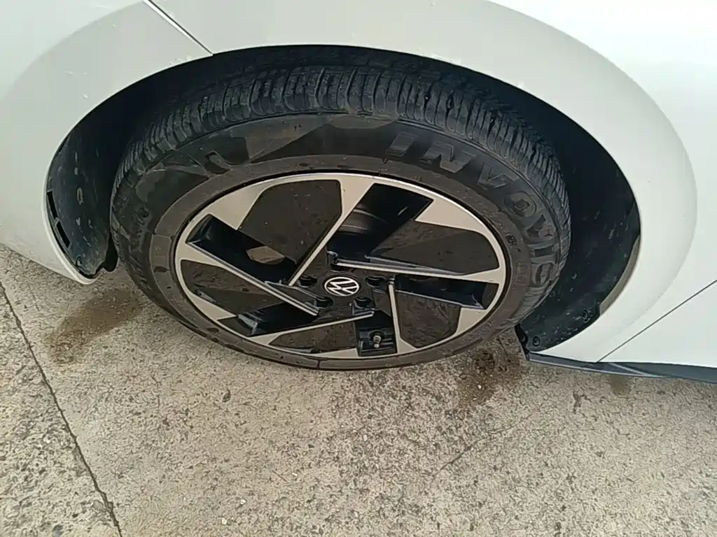 Volkswagen ID.3 — миниатюра 23