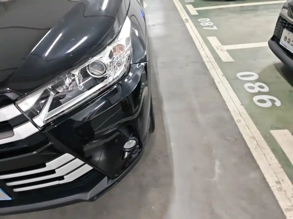 Toyota Highlander — миниатюра 24