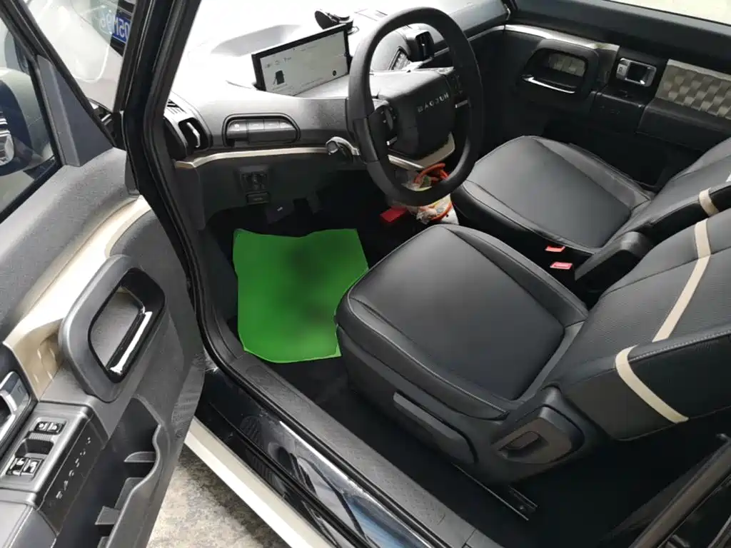 Baojun KiWi EV — миниатюра 16